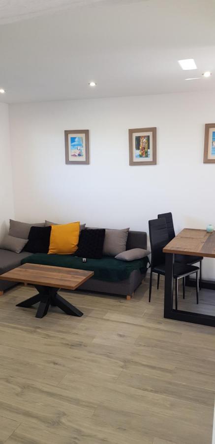 Apartamenty U Wioli I Marcina Леба Екстер'єр фото